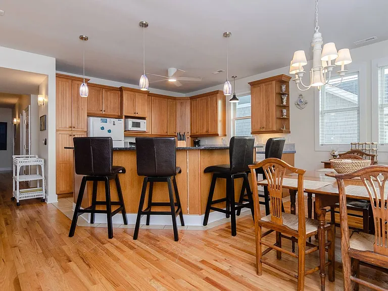 216 S Lumina Ave #B — Photo 9