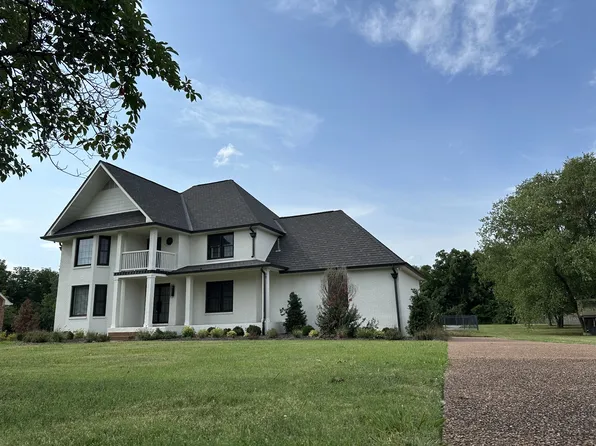 1129 Woodridge Pl, Mount Juliet, TN 37122