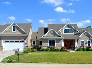 6016 W Sunflower Dr, Peoria, IL 61607