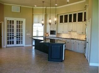 5009 Waterbeck St, Weston Lakes, TX 77441