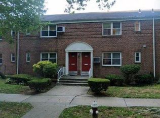 230-06 Kingsbury Avenue #B, Oakland Gardens, NY 11364