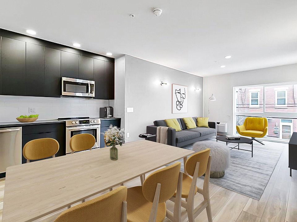 1st image of 528 W Oxford St #2B
