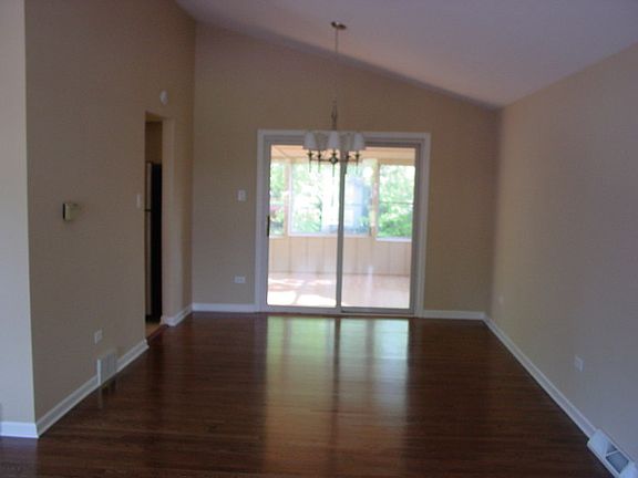 5th image of 13944 S Derby Dr