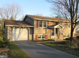 103 Oxford Dr, Lititz, PA 17543