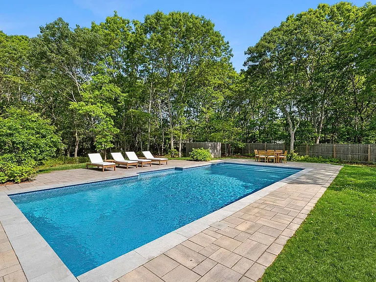 17 Joshua Edwards Ct — Photo 1