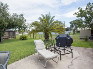 301 SE 1st St, Cape Coral, FL 33990