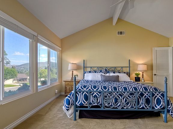 5th image of 1307 El Corral Ln