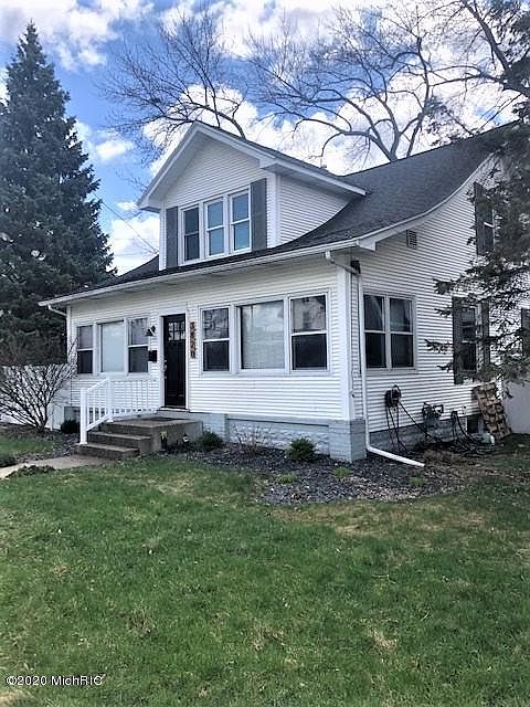 1st image of 3820 30th St SW