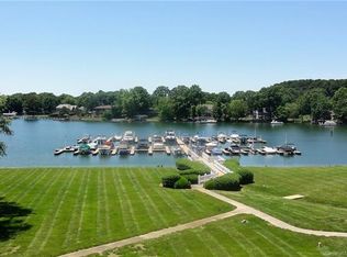 18700 Nautical Dr APT 302, Cornelius, NC 28031