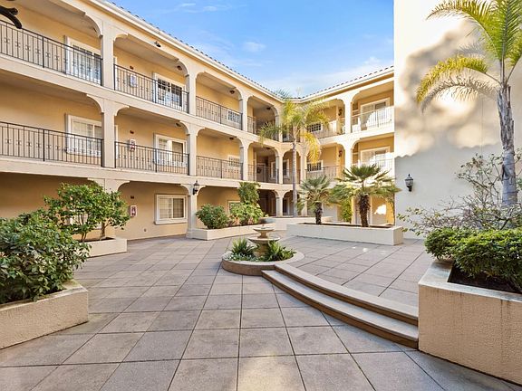 3rd image of 530 El Camino Real APT 110