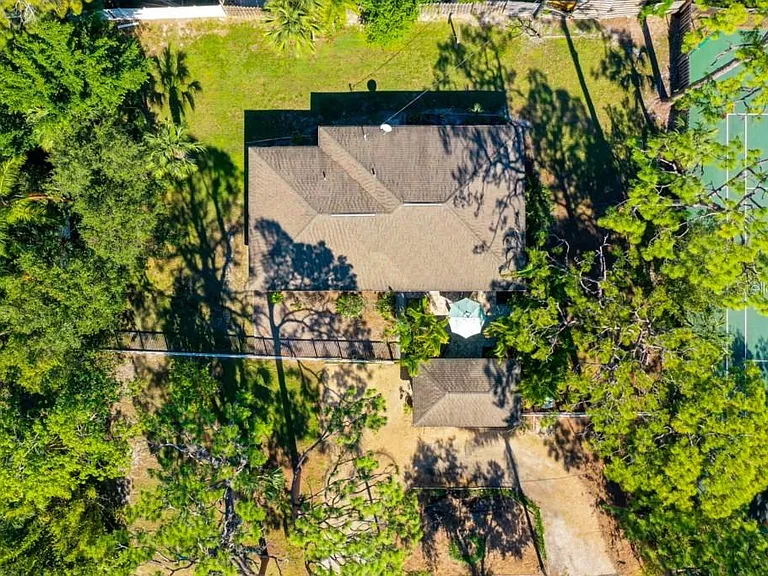 2301 Kalin Ln — Photo 43