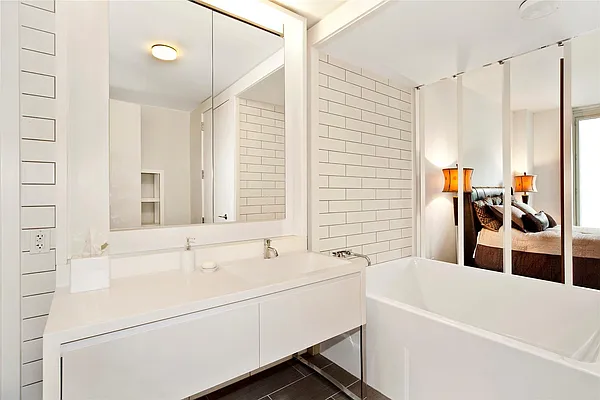 Rented by Douglas Elliman | media 6