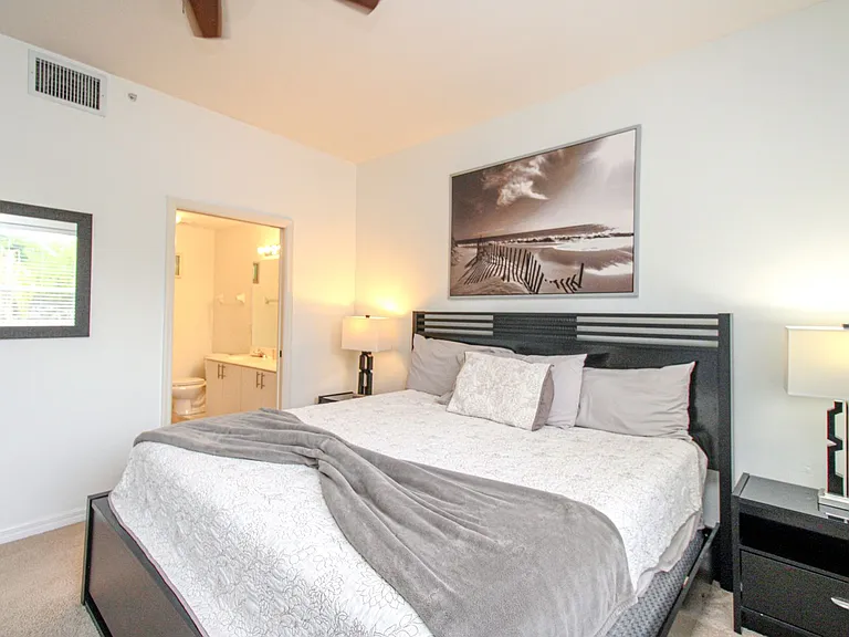 519 Roma Ct #3208 — Photo 33