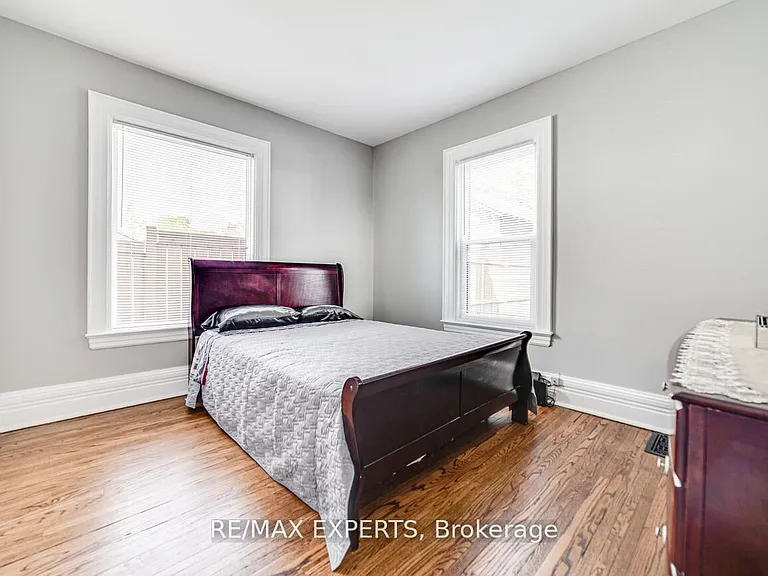 98 Elgin St E #1 — Photo 13