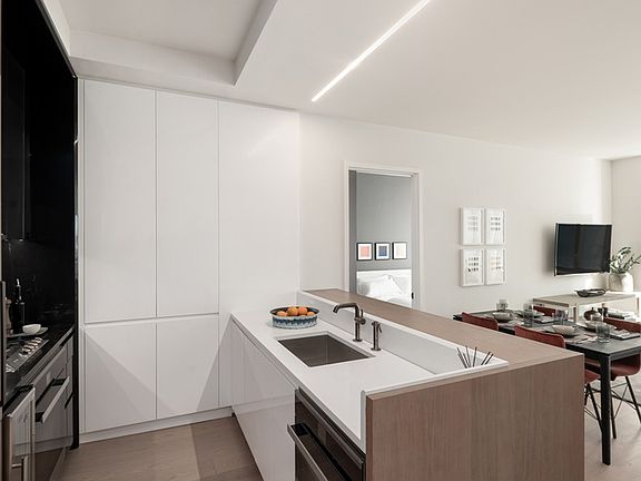 4th image of 196 Orchard St #9D
