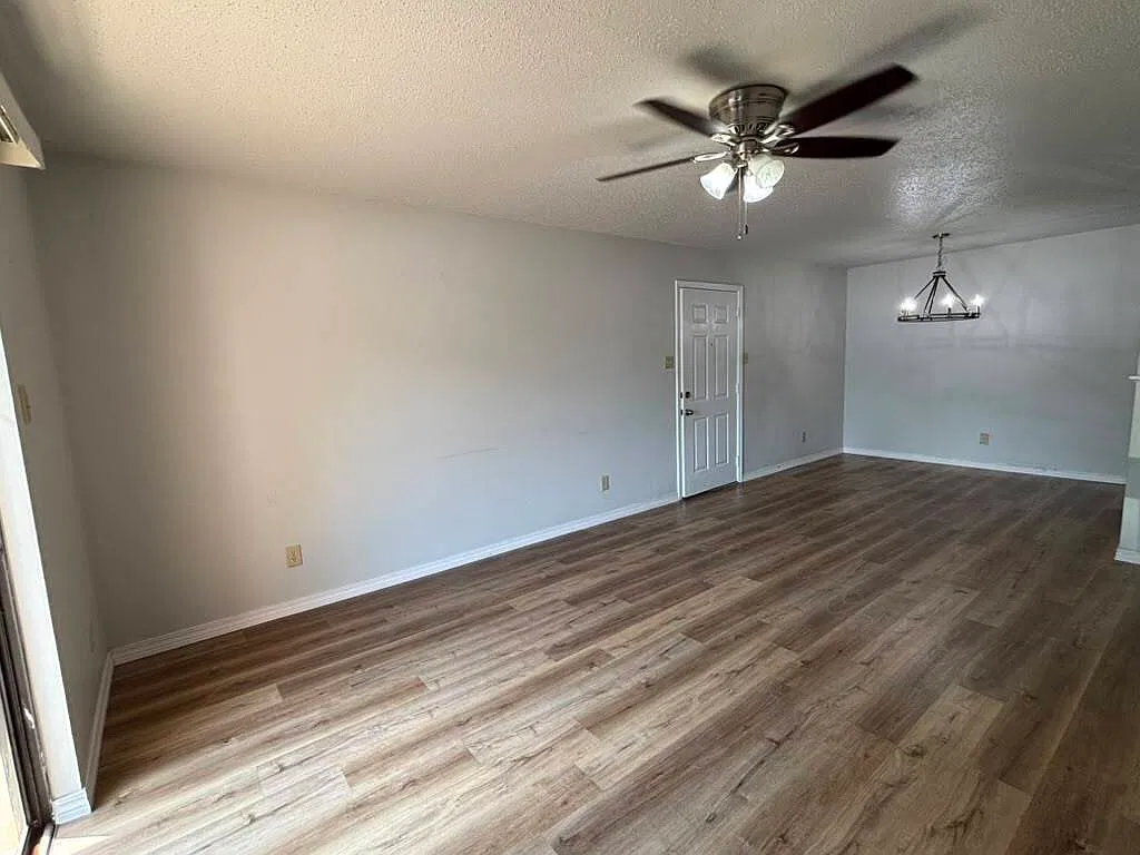 1250 Henckley Ave # 104 - 104 — Photo 4