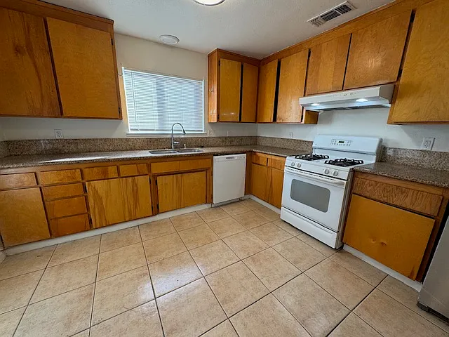 7749 Mary Lou Way — Photo 2