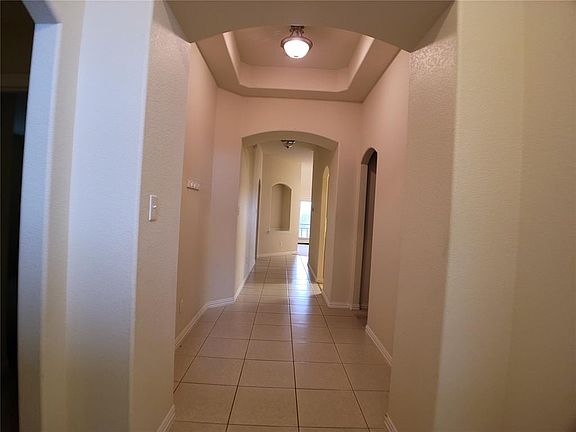 3rd image of 119 Tomahawk Dr