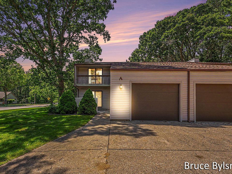 1st image of 17570 Parkwood Unit A