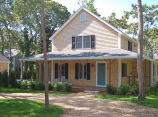 7 Pitch Pine Lane, Oak Bluffs, MA 02557