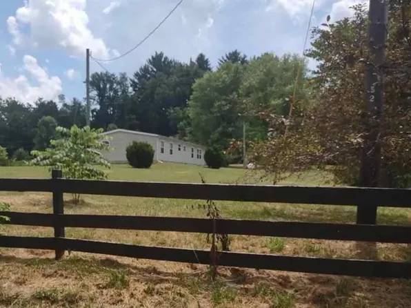 3960 Anderson Rd, Bowling Green, IN 47833