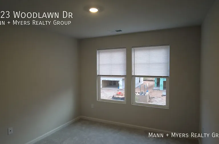 5823 Woodlawn Dr — Photo 15