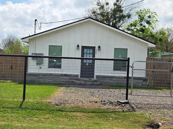 1800 Sanford St, Navasota, TX 77868