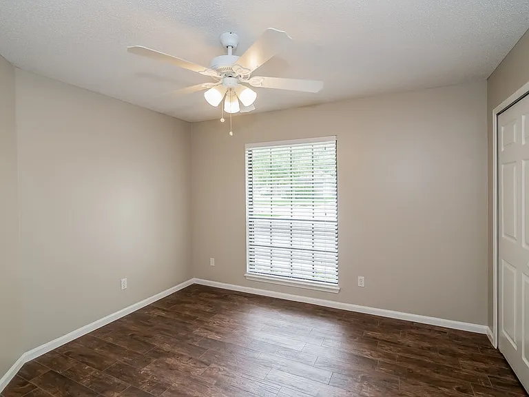 11001 Beckley Pl — Photo 12