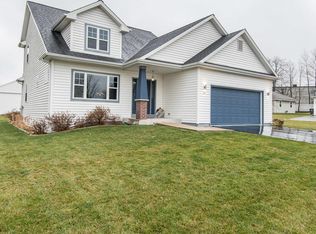 544 Fir St, Fredonia, WI 53021