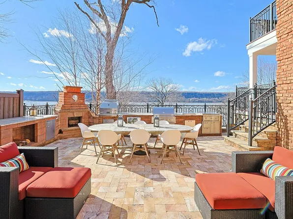 3061 Scenic Pl, Bronx, NY 10463