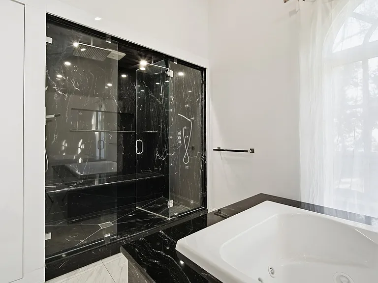 2418 W Palm Dr — Photo 28