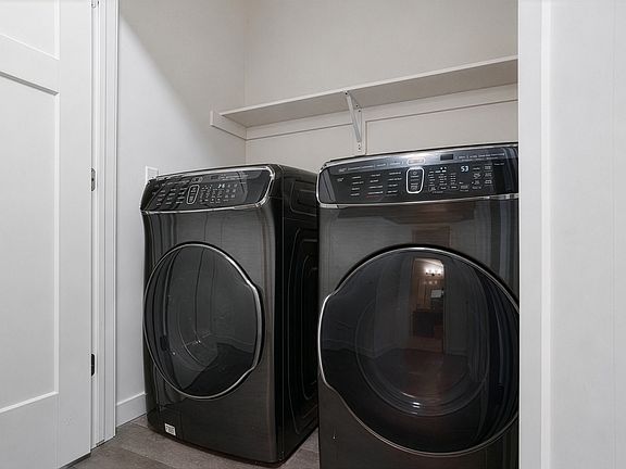 3rd image of 14754 S Torrey View Ln