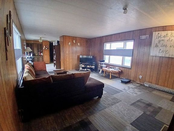 5th image of 1905 Sage Ln