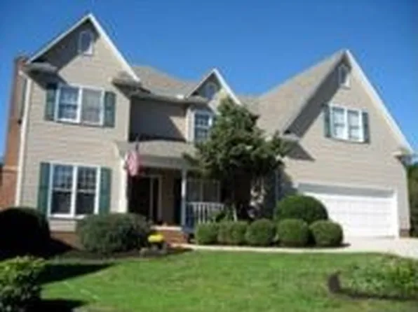 5 Fernridge Ct, Greer, SC 29651