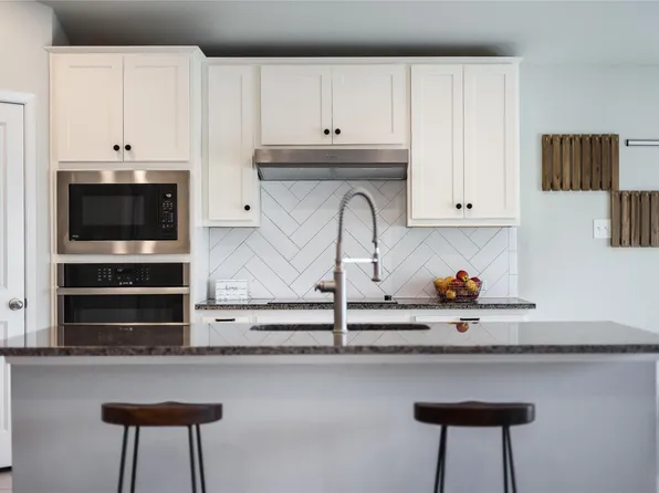 21522 Horseshoe Loop, Leander, TX 78645