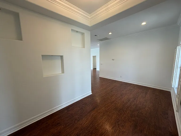 3425 Anton Ct — Photo 12