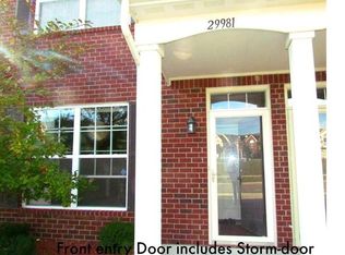 29981 Foxrun Cir, Warren, MI 48092