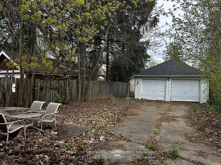 46 Arnold St #2-1 — Photo 29