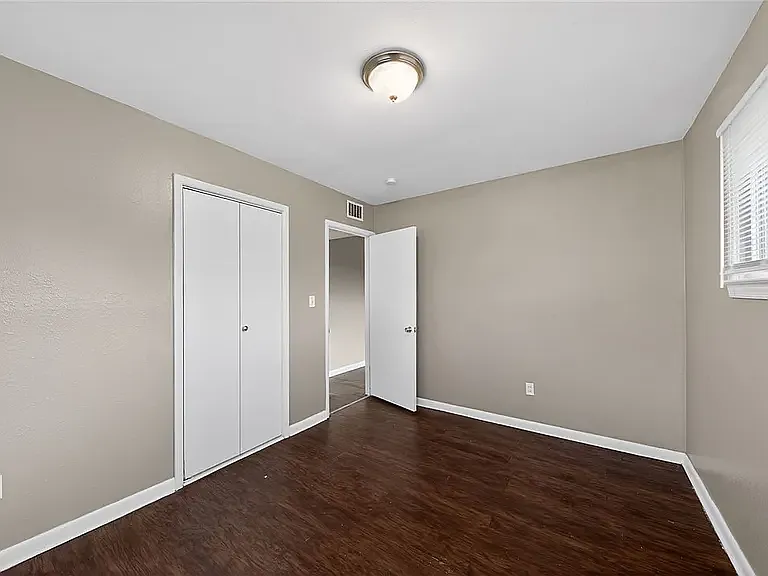 4635 Owens Dr — Photo 6