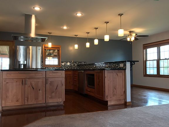 5th image of 20251 S Rosewood Ct