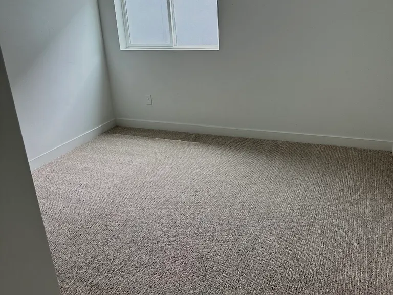 9768 N Stafford Ln — Photo 7