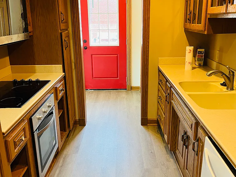 120 Franklin St #2A — Photo 6