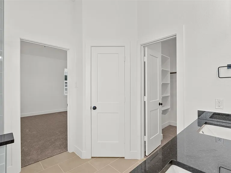 4931 Carranza Ct — Photo 29