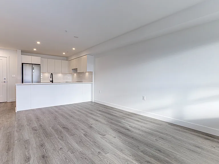 22575 Brown Ave — Photo 11