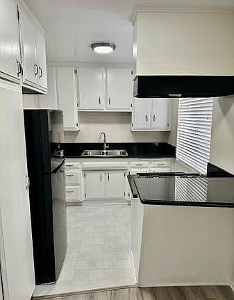 5th image of 6706 York Blvd #16