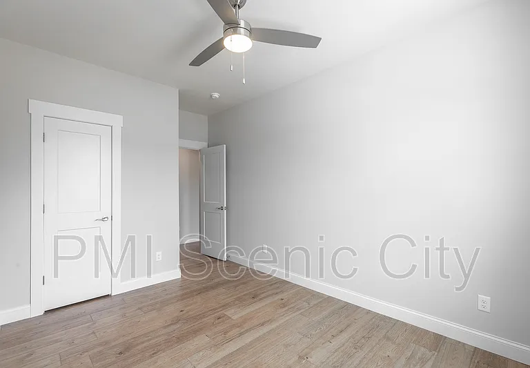1904 Cypress Ln — Photo 37