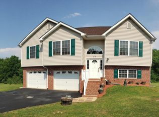50 Orion Pl, Martinsburg, WV 25404