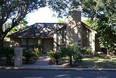 1st image of 109 E Jay Ave