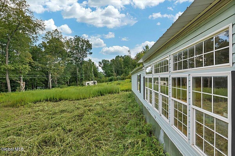 4th image of 337 Stillman Village Road