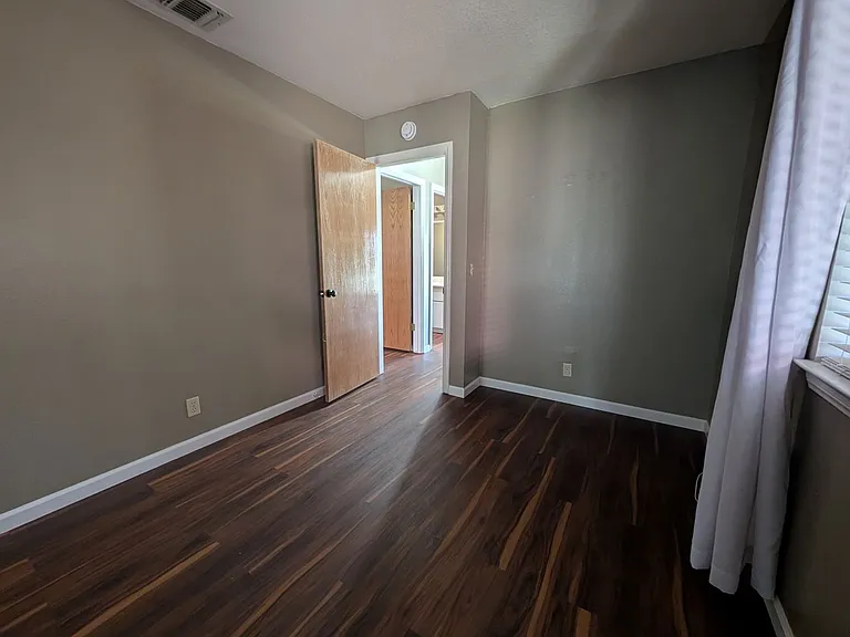 27535 Lakeview Dr #70 — Photo 9